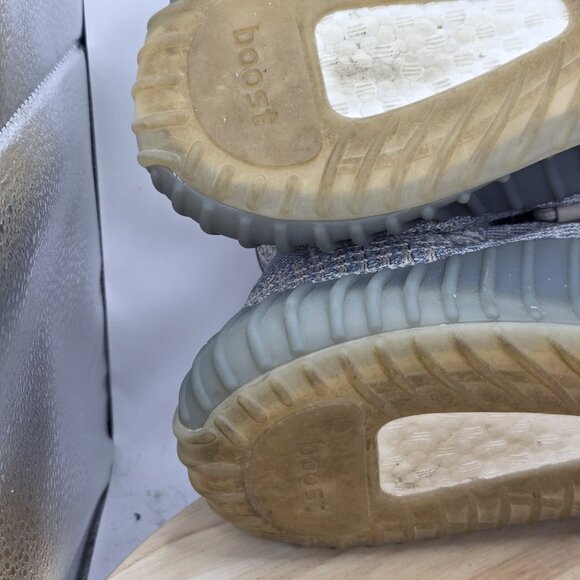 Size 10.5 - adidas Yeezy Boost 350 V2 Low Israfil - Picture 9 of 12